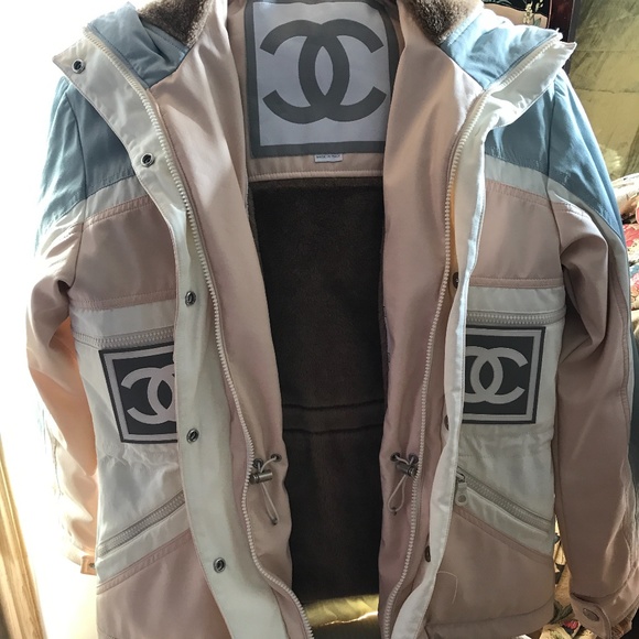 CHANEL Jackets & Blazers - Vintage CHANEL ski parka coat with hood